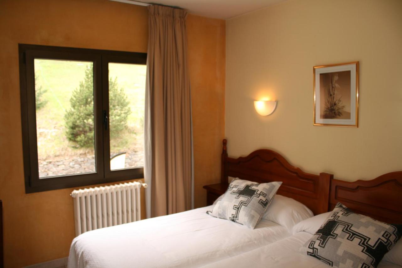 Hotel Sucara La Cortinada Eksteriør billede