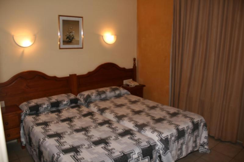 Hotel Sucara La Cortinada Værelse billede