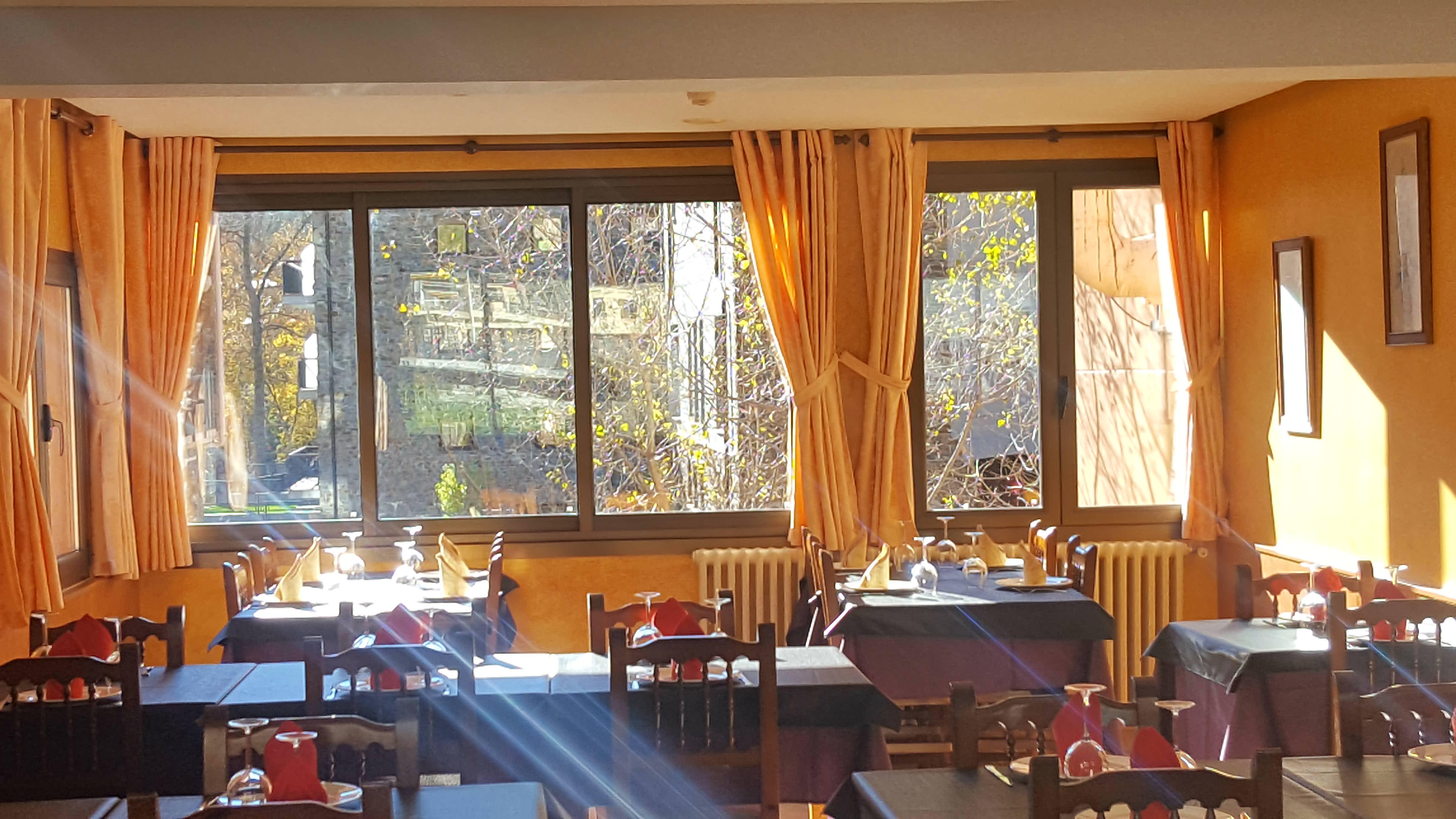 Hotel Sucara La Cortinada Eksteriør billede