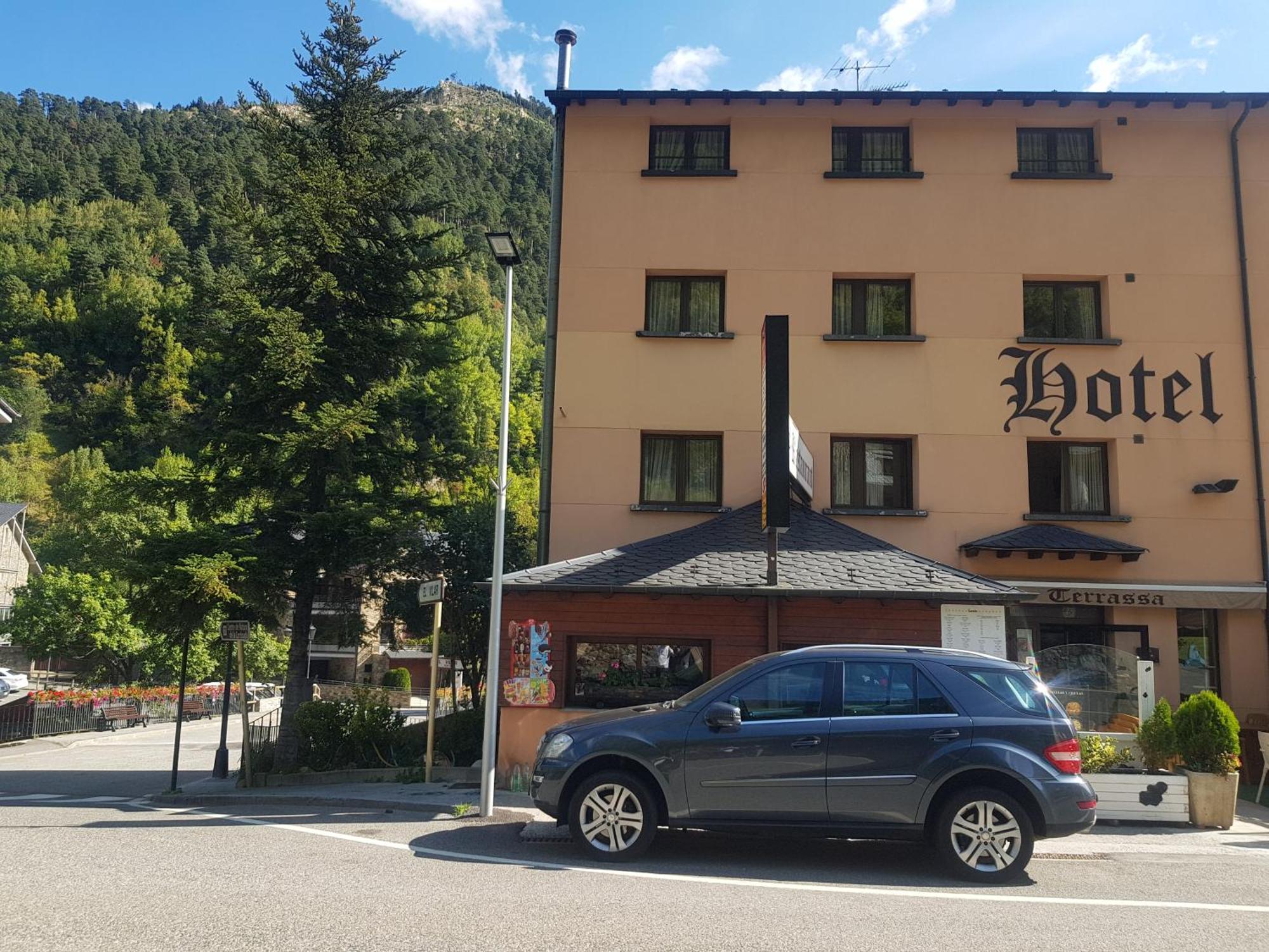 Hotel Sucara La Cortinada Eksteriør billede